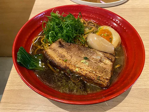 PHOTOGRAPHS
COURTESY
OF SAIGOSAN
BUTA Kukani Ramen.
