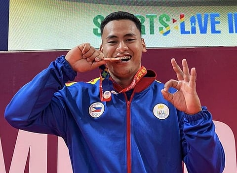 Tabique settles for bronze