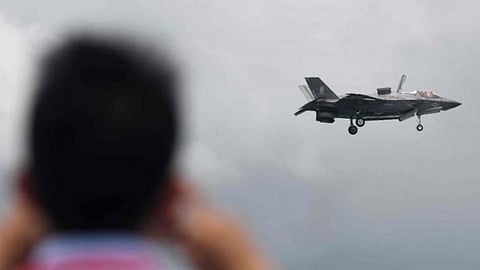 FILE PHOTO: A US Air Force F35-B fighter jet participates during an aerial display. (Photo by Roslan RAHMAN / AFP)