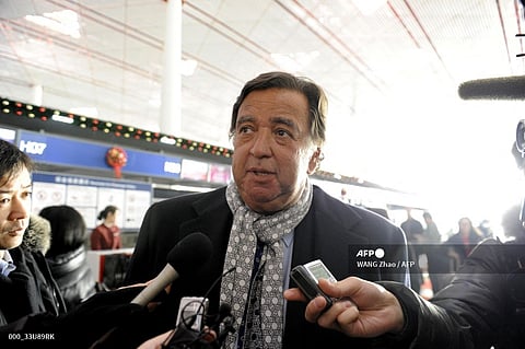 (FILES) In this file photo taken on January 7, 2013, former New Mexico Governor and former US Ambassador to the United Nations Bill Richardson is seen speaking to the media at Beijing International airport in Beijing before his trip to North Korea. Richardson, a veteran Democratic politician and former US ambassador to the United Nations who later spent decades negotiating the release of Americans detained around the world, has died at age 75, his associates said on September 2, 2023. Richardson, who also served as governor of New Mexico and the US energy secretary, passed away peacefully in his sleep late September 1, the Richardson Center for Global Engagement said in a statement. (Photo by WANG Zhao / AFP)