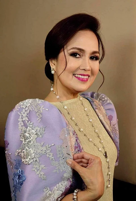 Photographs
by Honey Jarque Loop for the
Daily Tribune
Gwen dela Cruz, general manager of Seda Cebu.