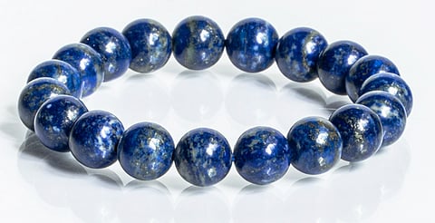 Photographs courtesy
of Cabeza
Cabeza Lapiz Lazuli Bracelet.