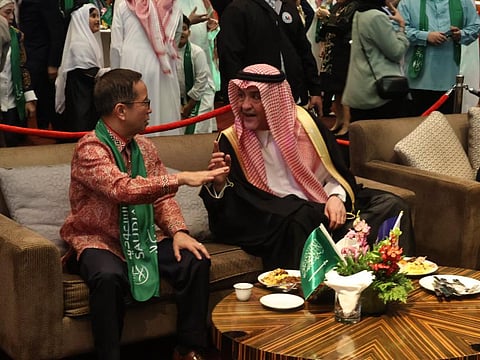 Photograph by Dianne Bacelonia for the Daily Tribune
DFA Undersecretary Antonio Morales (left) conveying the President’s greetings in a cozy exchange with Saudi Ambassador to the Philippines Hisham bin Sultan al-Qahtani during the celebration of Saudi Arabia national day in Taguig City on Monday. The Philippine-Saudi relations can be seen in many high-level visits and active partnership in various sectors.