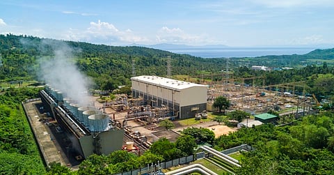 THE Department of Energy is urging private sector investments in geothermal energy. Currently, there are 145 geothermal areas in the country but
only seven fields including the one in Tiwi, Albay shown in the photo, are in operation. ‘We want these potential capacities to be developed and we
need your support to further explore the potential of geothermal energy in the country,’ DoE Undersecretary Rowena Guevara told private sector
participants in a recent energy forum. | PNA