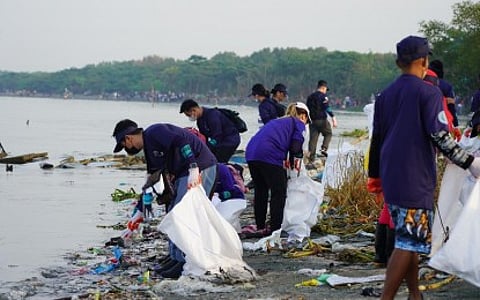 Hundreds join BFAR cleanup drive