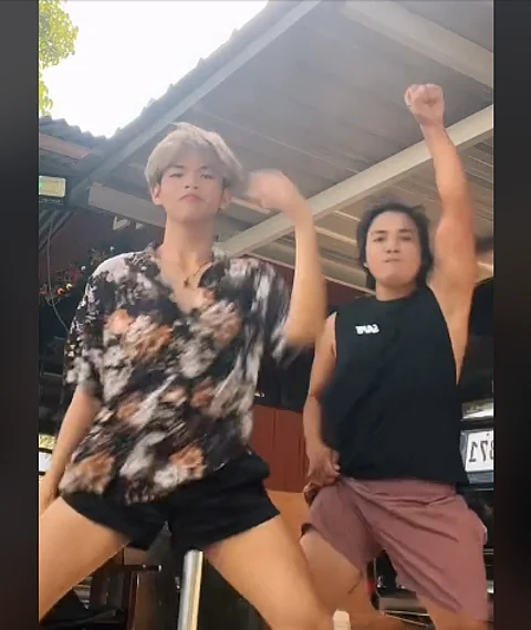 Andrei Trazona and father Michael Navarro. Photo from Andrei Trazona/Tiktok.