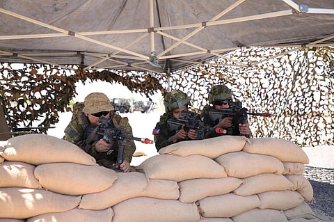 Phl, Australian armies hold defense ops