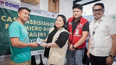 Las Piñas agri office provides cash assistance to rice retailers