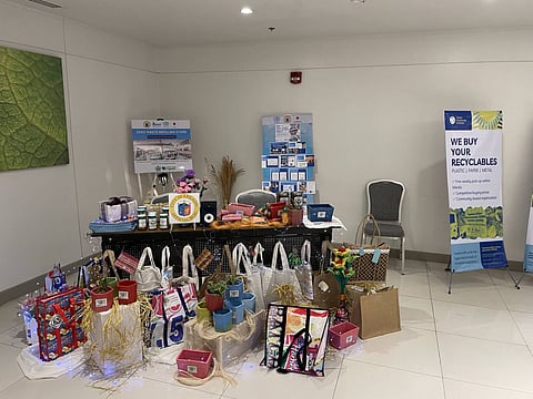 The project provided support for improved governance structures and capacities for the localization of the National Plan of Action for Marine Litter, replete with best practices such as turning discards into cash. | Photograph courtesy of Japan Embassy