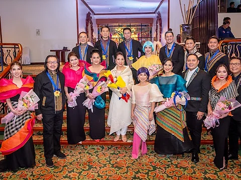 Ditta Sandico with the officers of the Philippine College of Surgeons. (From middle right, first row) Christine G. Fausto, MD; Anne Tiongco; Gene Gerald SJ. Tiongco, MD; Bernadette Malvar-Villaflor, MD; Vivencio Jose P. Villaflor, III, MD. (From left, second row) Tiffany Princess Gatchalian; Rodolfo G. Tuazon, Jr., MD; Mary Ann Yasay-Luis, MD; Luz P. Acosta, MD; Ditta Sandico, MD; Lissa Angela Henson, MD; Victor Philip delos Reyes, MD; Kenver Resuelo, MD; Joselito P. Bulatao, MD. (From left, third row) Billy James G. Uy, MD; Joselito M. Mendoza, MD; and Darwin S. Salonga, MD.