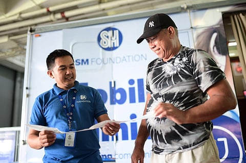 Beneficiaries received free ECGs through SM Foundation’s Mobile Clinic. | PHOTOGRAPHS COURTESY OF SM FOUNDATION