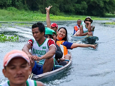 Shooting the Rapids in Pansanjan (Cavinti) Falls, Laguna. Photo by Dianne Bacelonia.