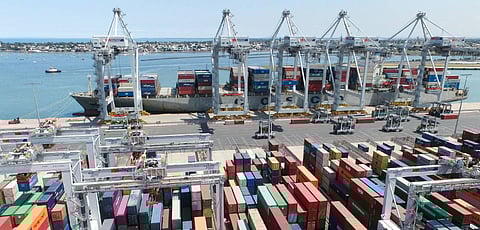 VICT’s new automated cranes are the largest in Australia, with a lift height of 49 meters or 10 meters higher than the terminal’s five existing STS cranes. | Photograph courtesy of ICTSI