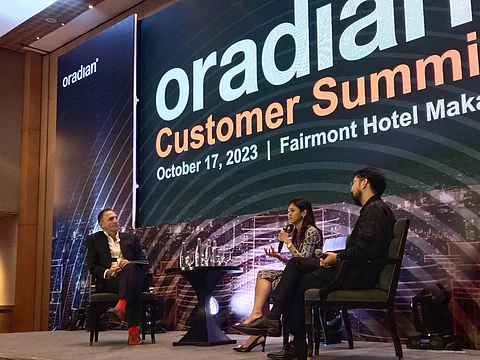 Photograph by Raffy Ayeng for the daily tribune
(From left) Oradian CEO Antonio Separovic asks Ana Alingog-Lazzari, president and CEO of Country Funders Finance Corporation, and Ron Recto of the Rural Bank of San Antonio on how the technology-enabler Oradian had helped their businesses grow exponentially in the past years.