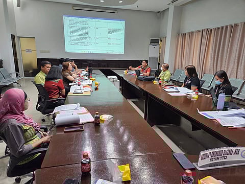 Technical working group meeting for the approval of the joint venture agreement for the "mallengke" (Photo from Franklin Gacal / Facebook)