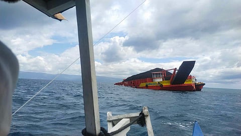 (Photo from Philippine Coast Guard / Facebook)