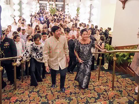 President Ferdinand R. Marcos Jr. and First Lady Liza Araneta-Marcos with ACC chairman Josie Natori.