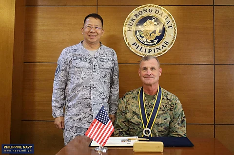 The Chief of Naval Staff of the Philippine Navy, RAdm Jose Ma Ambrosio Ezpeleta welcomed the newly installed Commanding General of the United States’ I Marine Expeditionary Force (I MEF), Maj. Gen. Bradford Gering. Photo courtesy of Naval Public Affairs Office