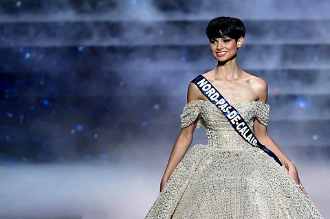Miss France 2024, Eve Gilles (Miss Nord-Pas-de-Calais), performs during the Miss France 2024 beauty pageant in Dijon, central-eastern France, on 16 December 2023. (Photo by ARNAUD FINISTRE / AFP)