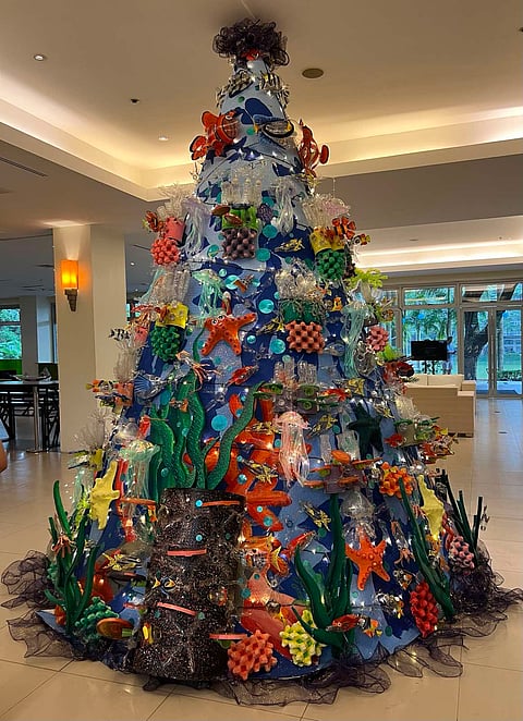 The indoor Christmas tree.
PHOTOGRAPH COURTESY OF EDU JARQUE