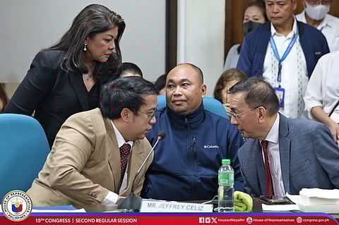 Sonshine Media Network International anchor Jeffrey “Ka Eric” and co-anchor Lorraine Marie Badoy were both cited in contempt by the House Committee on Legislative Franchises. | 📷 House of Representatives of the Philippines/Facebook.
