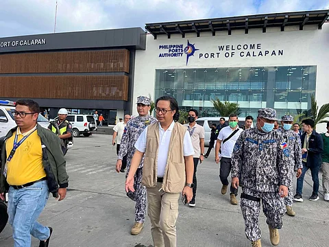 Philippine Ports Authority General Manager Jay Santiago makes a surprise visit at the Port of Calapan.