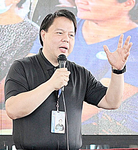 Barangay Sucat, Muntinlupa chairman Rafael Sevilla.