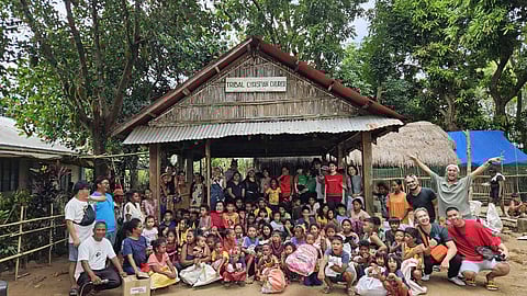 PHOTOgraph courtesy of RCM CCC
RC Manila Community Corps Committee volunteers traveled to Sitio Sta. Maria, Zambales last 16 December bringing with them provisions, cheers, and joy for children and other residents of the Aeta community in the area. RCM CCC chair Rami Chahwan who couldn't be there as he was in a similar activity in a likewise underprivileged community in Muntinlupa, Metro Manila said this was a follow-up of an initiative initiated in the previous year by RC Manila immediate past president Hermie Esguerra and fully endorsed by current RC Manila president Rafael Alunan III.