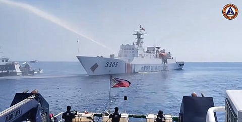 (📷 Philippine Coast Guard/ JayTaryela / X formerly Twitter)