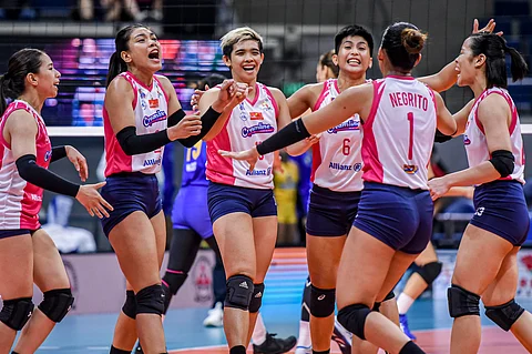 PHOTOGRAPH COURTESY OF PVL
CREAMLINE celebrates after making short work of Capital1, 25-18, 25-14-, 25-15, in the Premier Volleyball League All-Filipino Conference yesterday at the Smart Araneta Coliseum.