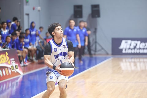 ROBBIE Marion Darang displays his deadly form in towing Dilima College to an 80-73 win over Philippine Christian University-Dasmariñas in their UCAL-PG Flex Linoleum Season 6 quarterfinal game on Monday. | PHOTOGRAPH COURTESY OF UCAL