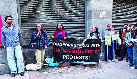 UK diaspora groups protest
in solidarity with Delhi