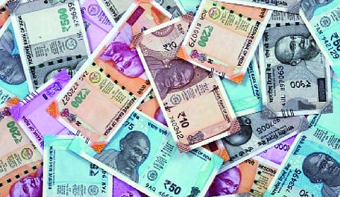 Rupee gains for 5th straight session, closes at 94.99