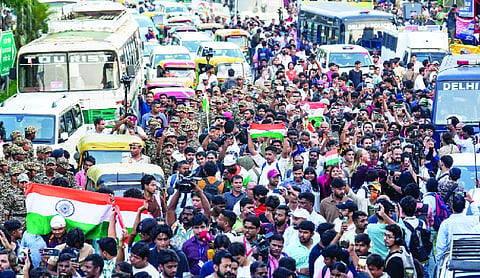 FIRs filed after protesters defy orders at Connaught Place