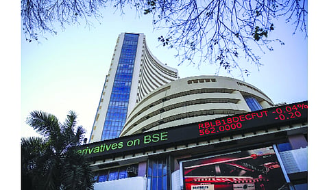 Markets extend losses for 4th day amid selling pressure, oil price surge