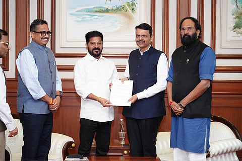 Telangana Chief Minister Revanth Reddy, along with irrigation minister Uttam Kumar Reddy and officials, met Maharashtra Chief Minister Devendra Fadnavis on Monday in Mumbai.