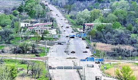 Russia-Ukraine begin local ceasefire for humanitarian aid