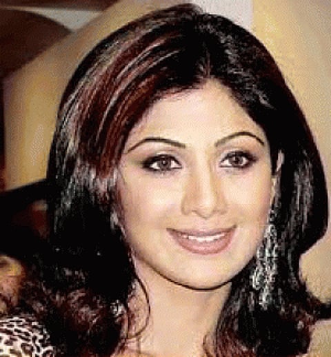 Raj apologies to Shilpa on her birthday