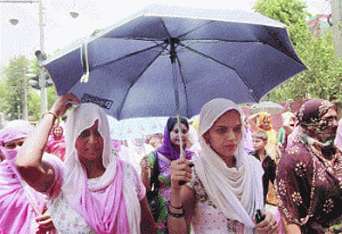 Delhi's power supply hit