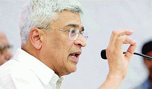 No CPM effort for third front: Karat