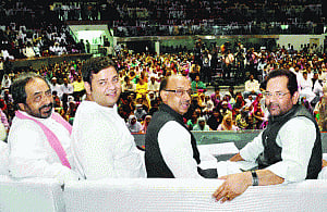 What has Cong done for you in 60 yrs, BJP asks Muslims