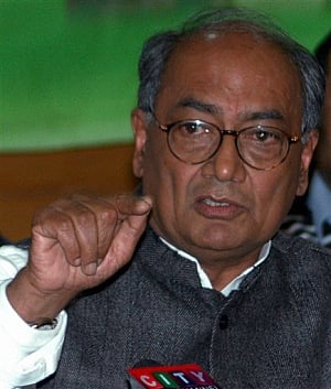 BJP will instigate communal riots in Cong states: Digvijay