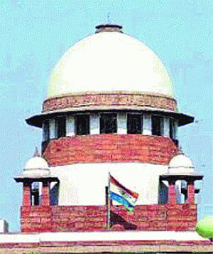 Won't let 'caged parrot' CBI go, Govt tells SC