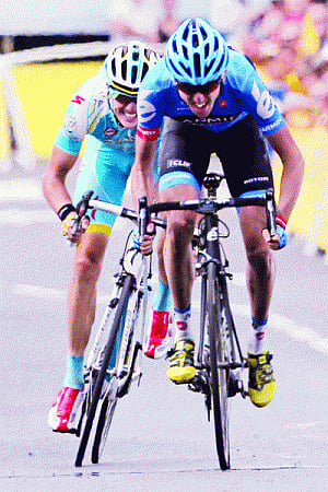 Martin pips Fuglsang at line to take ninth stage