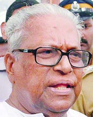 VS, Pinarayi face Vigilance probe