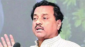 Submit reports on Tatkare by August 14: Bombay HC