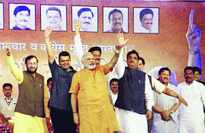 Modi rips apart Cong's burqa