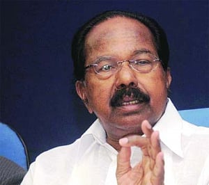 CAG alleges non-cooperation on KG-D6 audit, Moily says getting cooperation from all