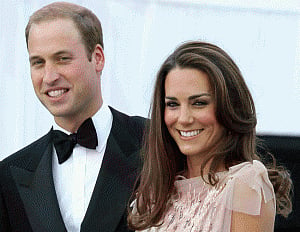 Kate gives birth to a boy, Britain jubilant