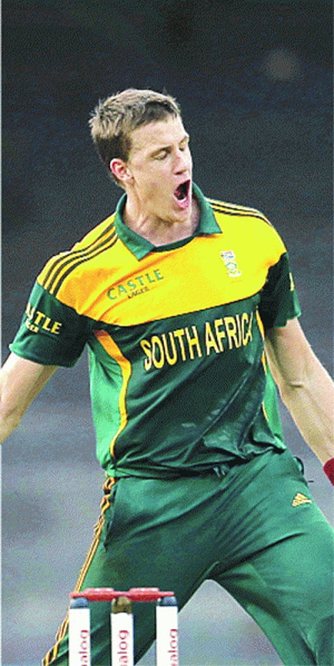 Proteas restrict lanka to 223